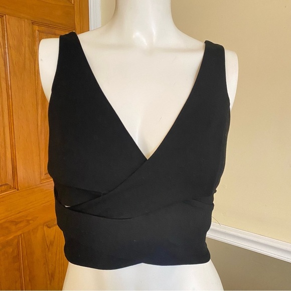 Guess Black Women’s Zip Up Crop Top - Picture 2 of 6